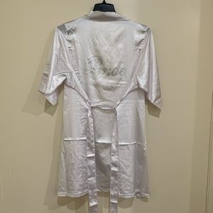 -Cute white satin-like bridal robe